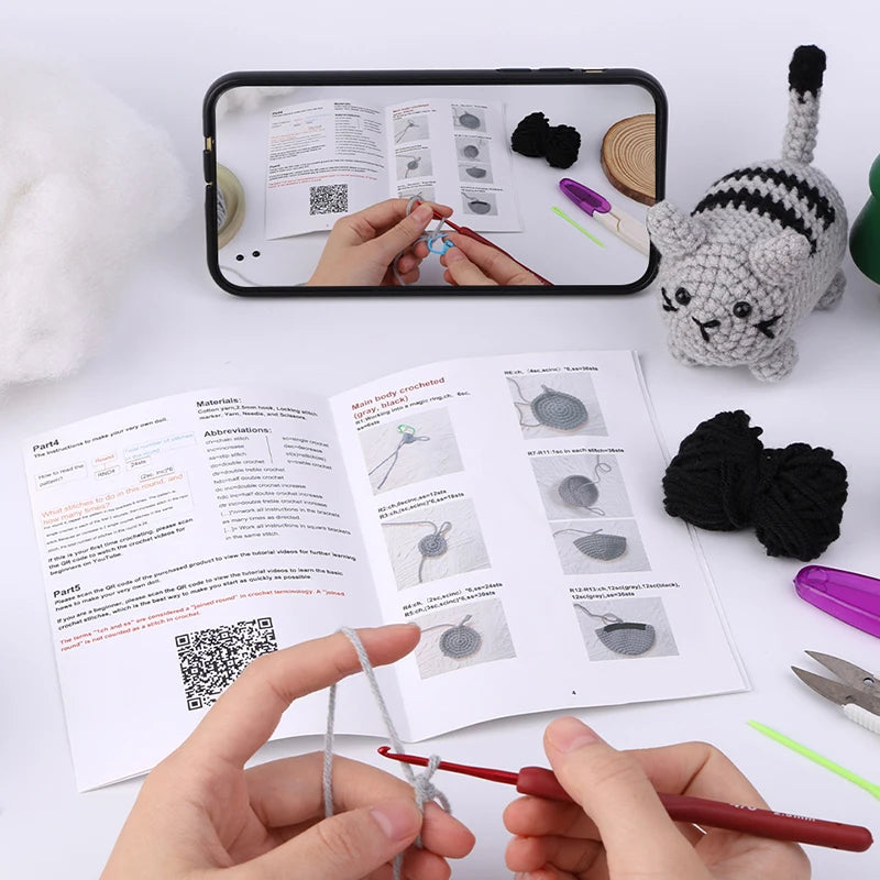 Beginners Crochet Cat Kit - Video Guide with Cotton Yarn & Tools