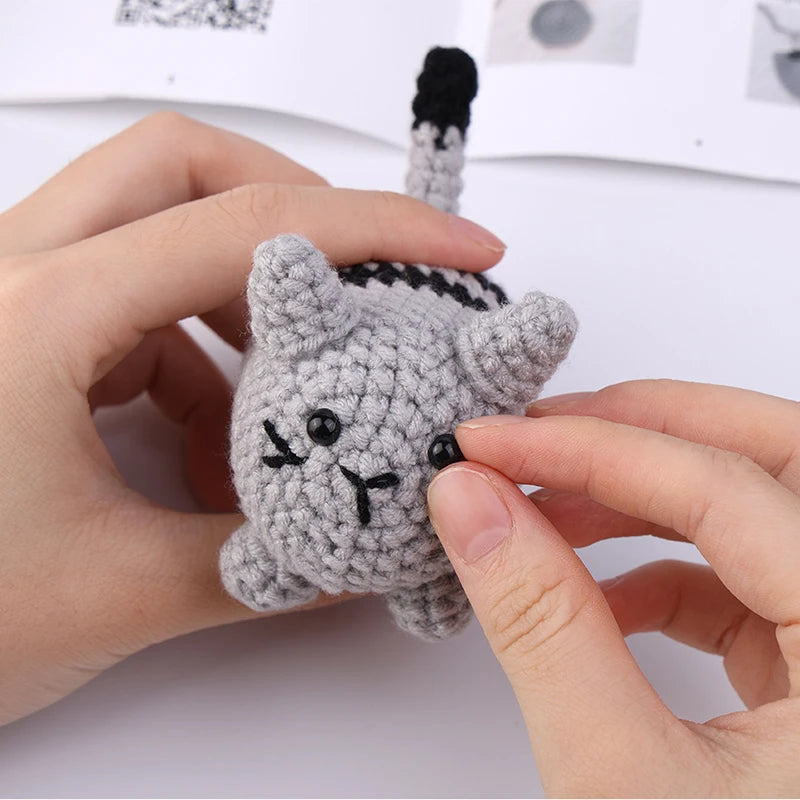 Beginners Crochet Cat Kit - Video Guide with Cotton Yarn & Tools